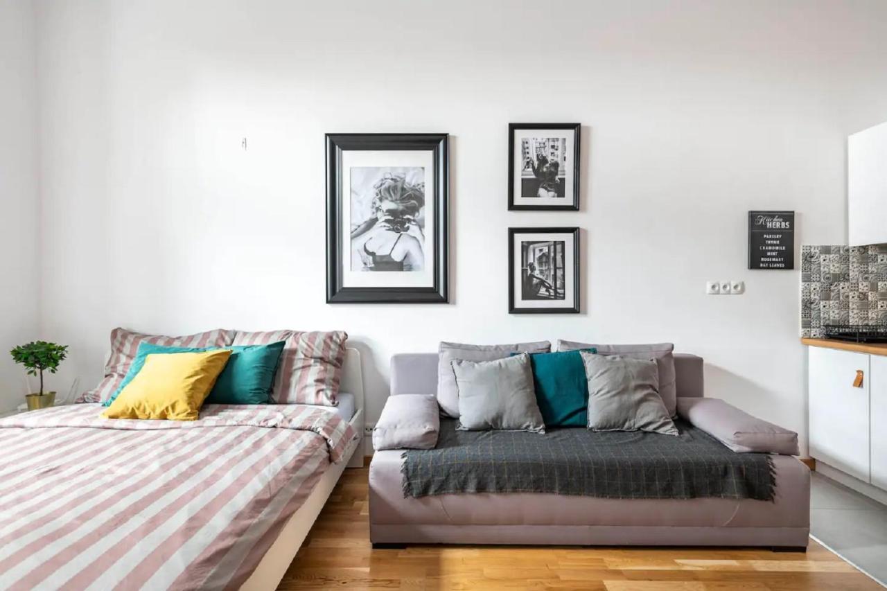 Discover Krakow Apartments - 5 Borowickiej St - Studio Next To Opera And Unity Centre — Photos 2